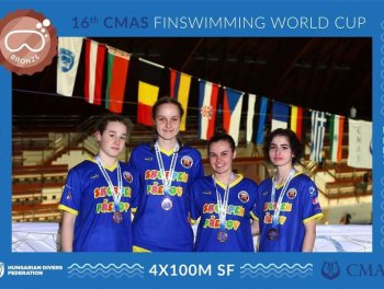 Third place in fin swimming
